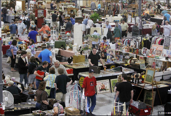 people shopping